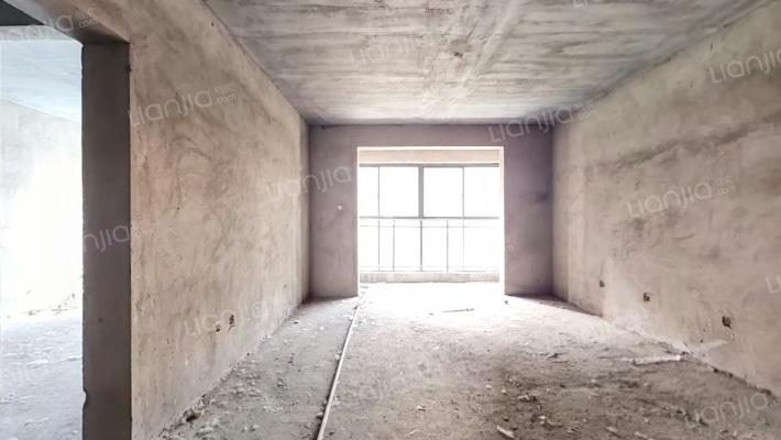 龙腾国际小区二手房实景图