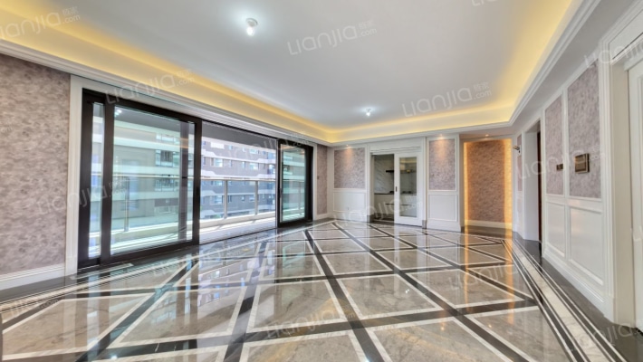 麓湖熙华天玺南区二手房实景图