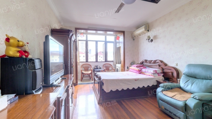 长中小区二手房实景图