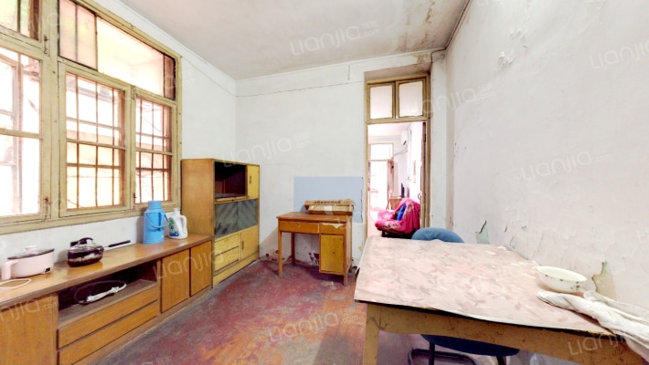 长江日报宿舍二手房实景图