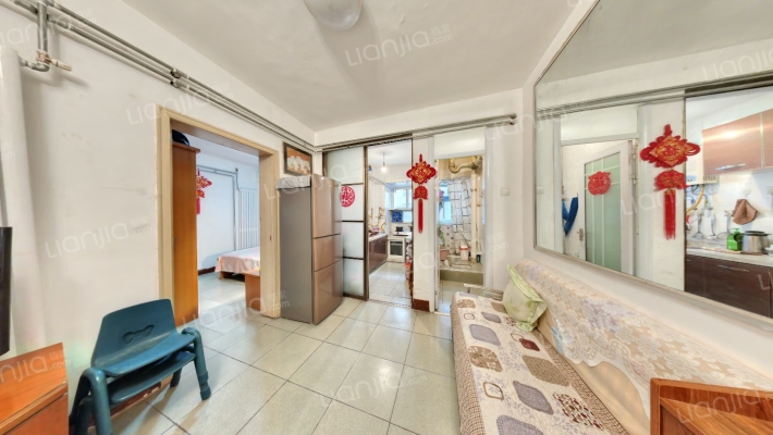 商阜新村二手房实景图