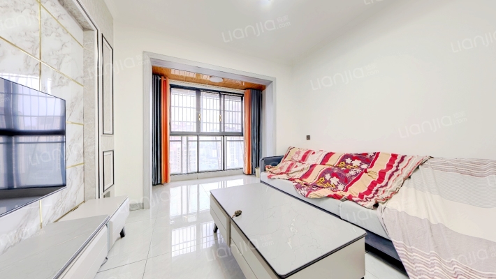 宏瑞阳光郦城二手房实景图