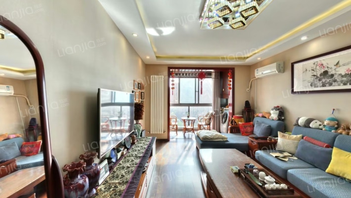 鼎立国际城E区二手房实景图