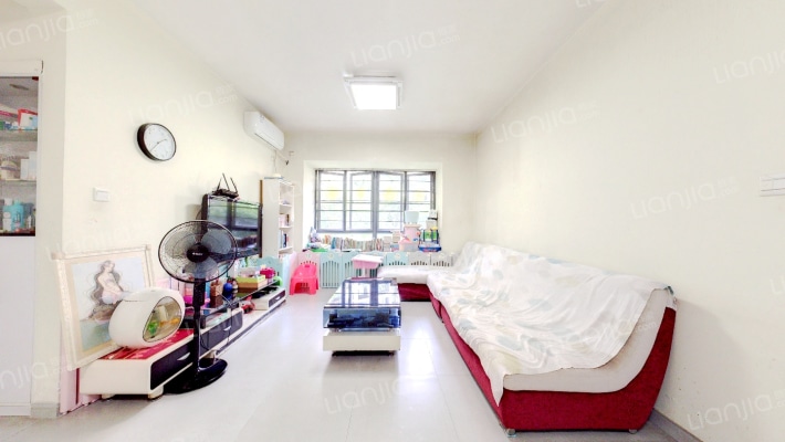 德意名居一期二手房实景图