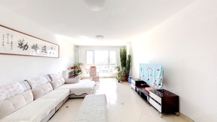 金色维也纳小区二手房实景图