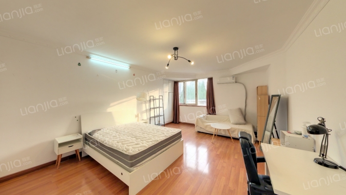 胶州路556号二手房实景图