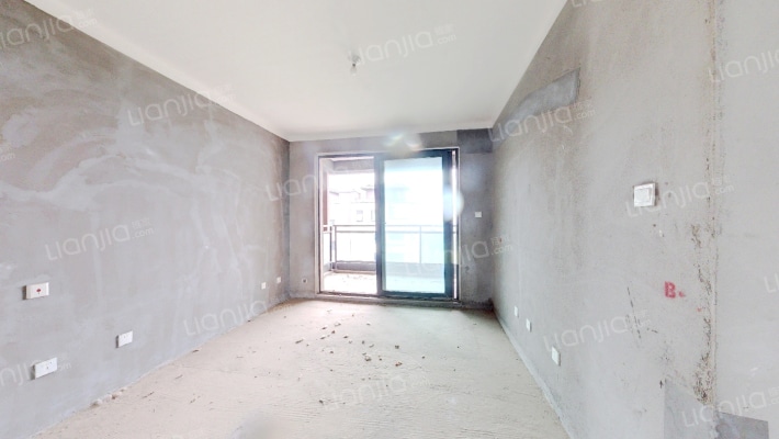 和昌盛世城邦瑞园二手房实景图