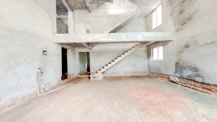 丽泰花园二手房实景图