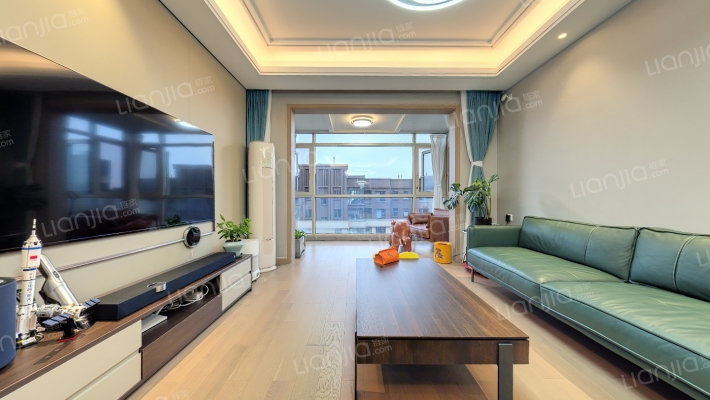 绿地新城新里桃溪川二手房实景图