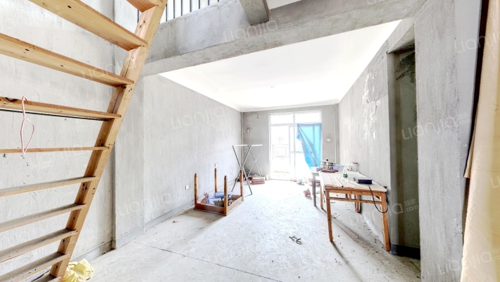 戴家新村二手房实景图