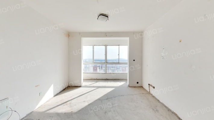 水岸佳苑D区二手房实景图