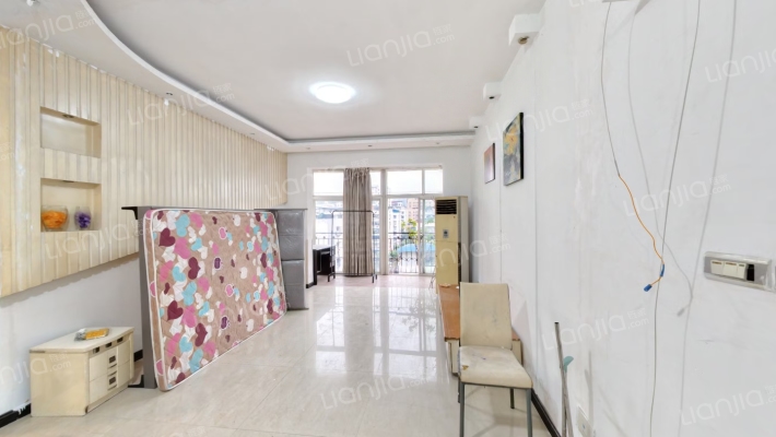 新城绿园二手房实景图