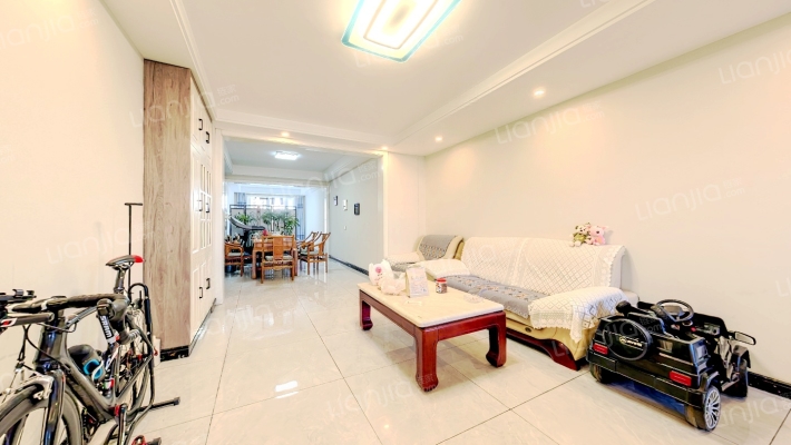 苹果城二手房实景图