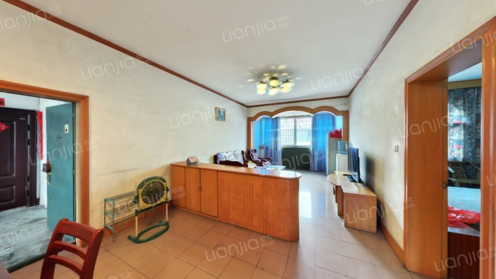 一杆旗东街99号二手房实景图