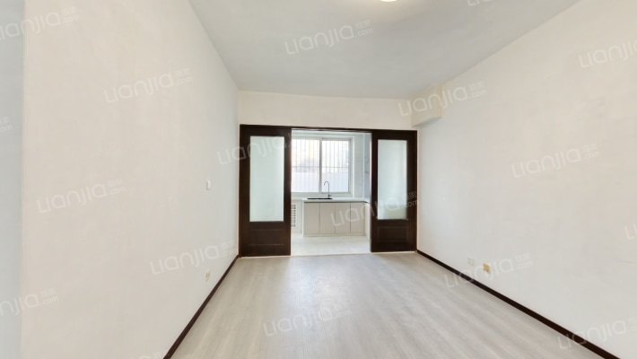 亲亲家园二手房实景图