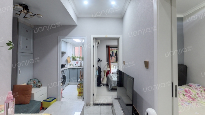 优派青年公寓二手房实景图