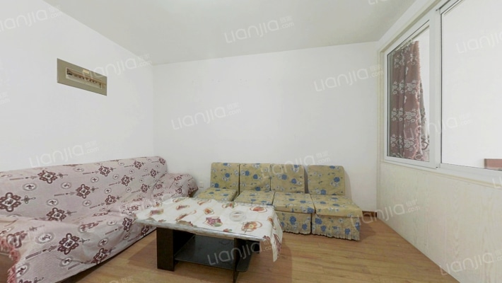 和旭裕华苑二手房实景图