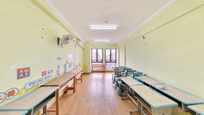 中建芙蓉工社二手房实景图