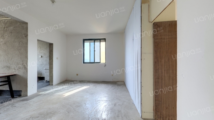 北上海花园B区二手房实景图