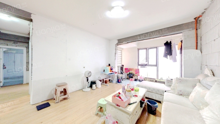 元垄尚都会二手房实景图