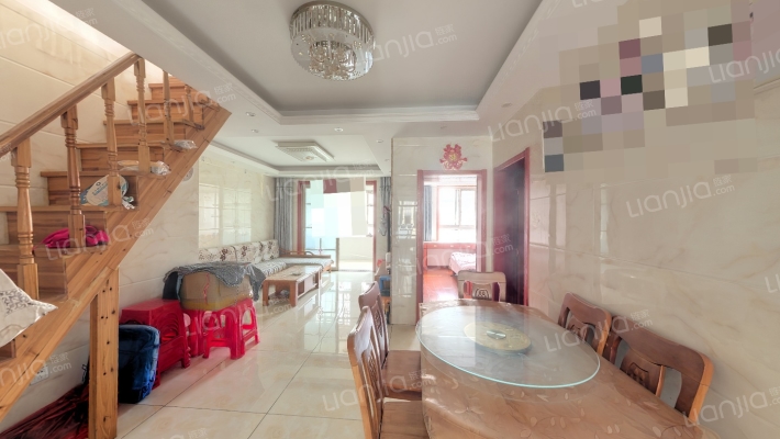 文一名门河畔二手房实景图