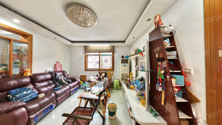 玉靖花园二手房实景图