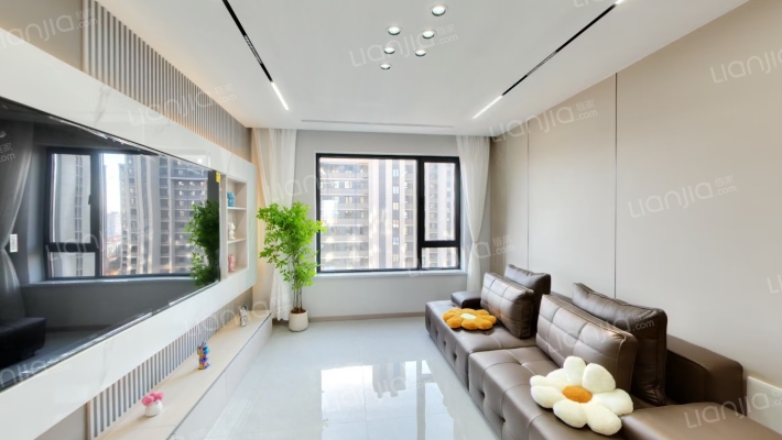 融创西城宸阅二手房实景图