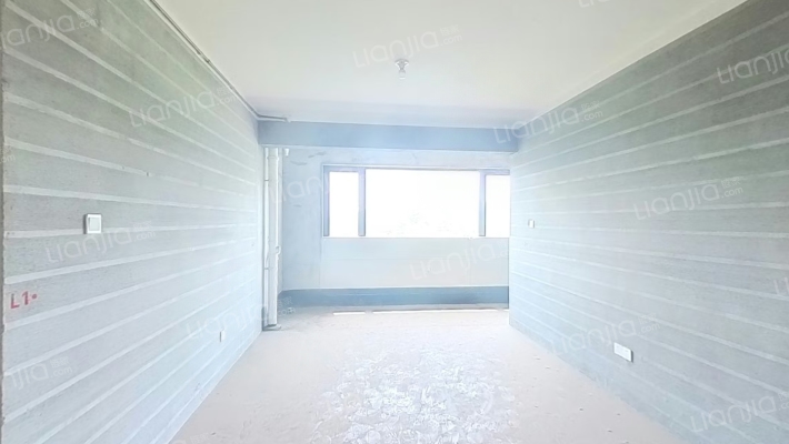 嘉泰·水熙华府二手房实景图