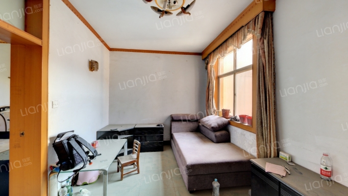 南建华街二手房实景图