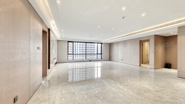 保利天悦二手房实景图