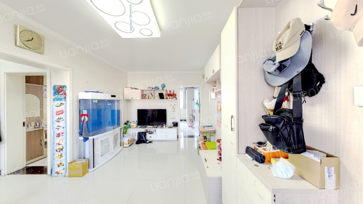 红旗大街64号院二手房实景图