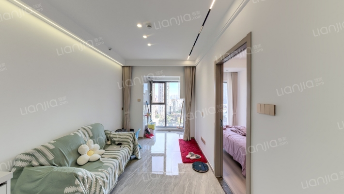 万科V+米寓二手房实景图