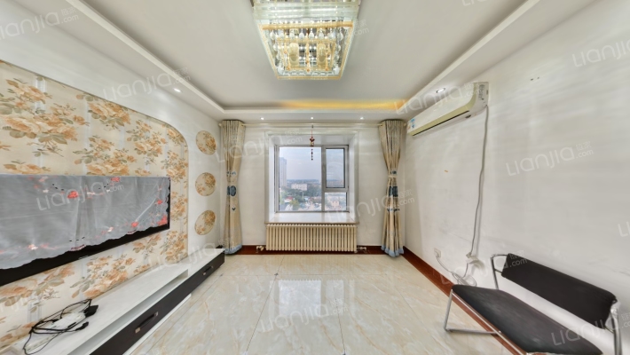 济泺名都二手房实景图