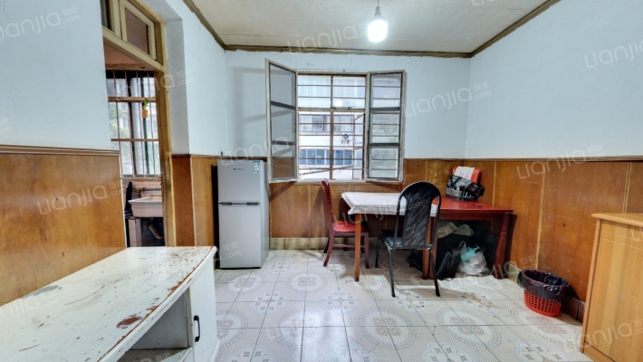 通山新村东村二手房实景图