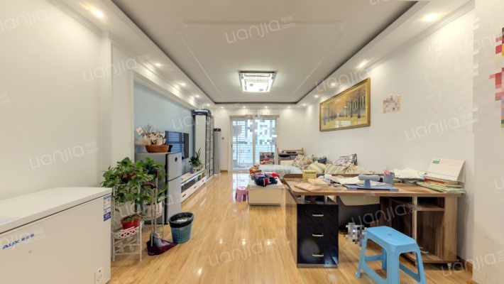 天虹世纪城二手房实景图