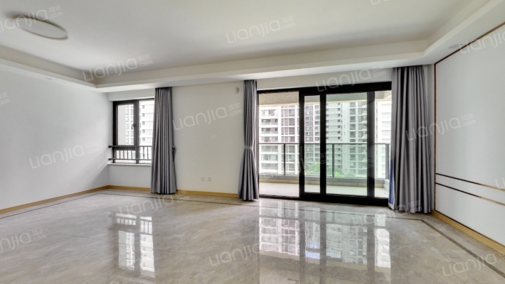 昆明融创文旅城山语海北区二手房实景图