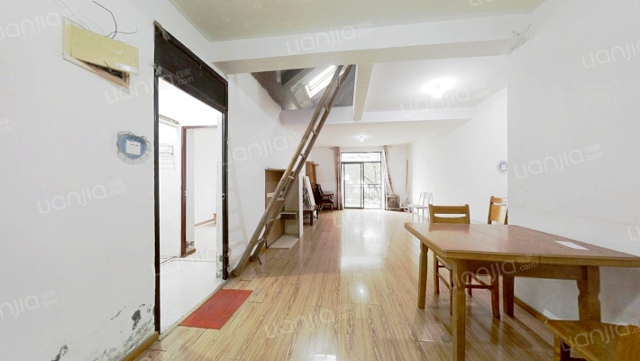 西城秀里二手房实景图