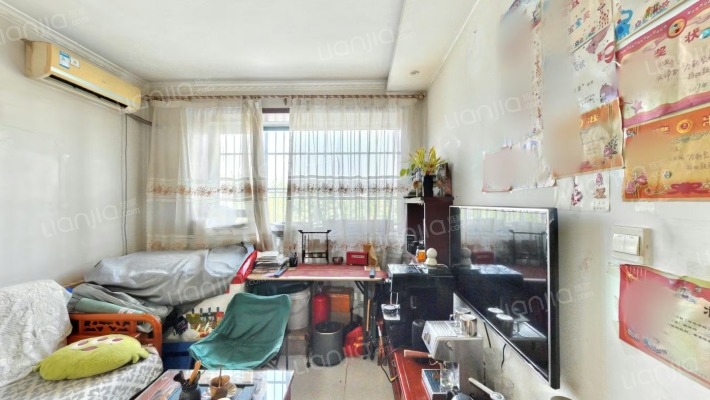 龙御现代城二手房实景图