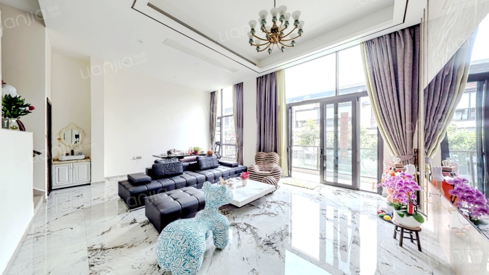 金湖翡翠山二手房实景图