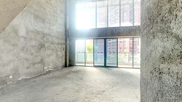 银泰雲墅二手房实景图