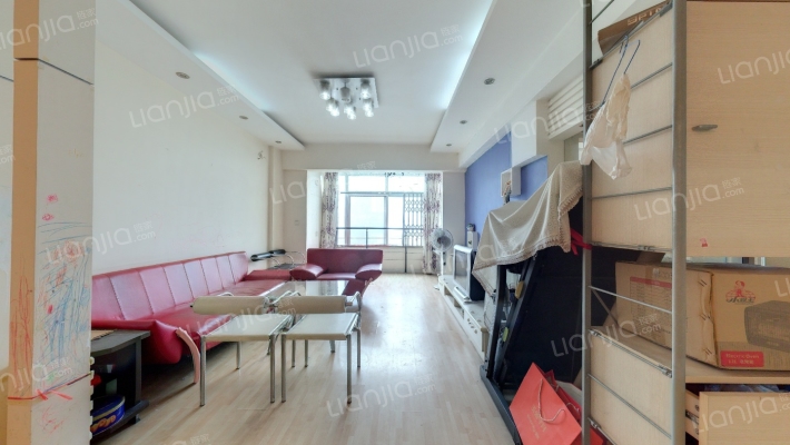 湖边公寓二手房实景图