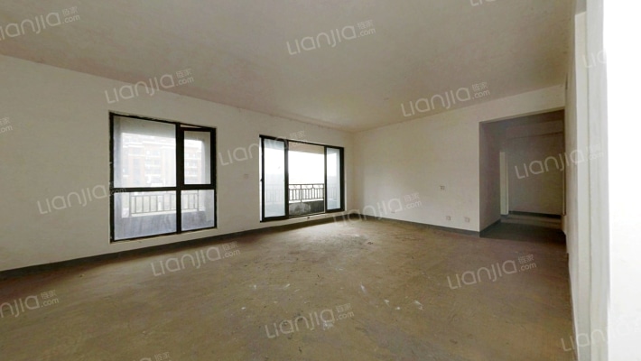 绿地国际博览城二期云玺二手房实景图