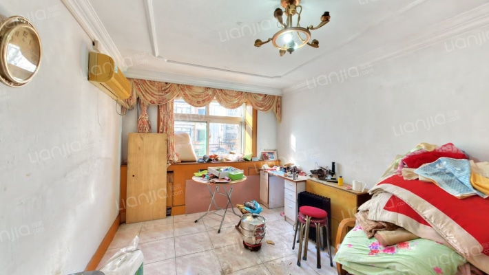 前卫里二手房实景图