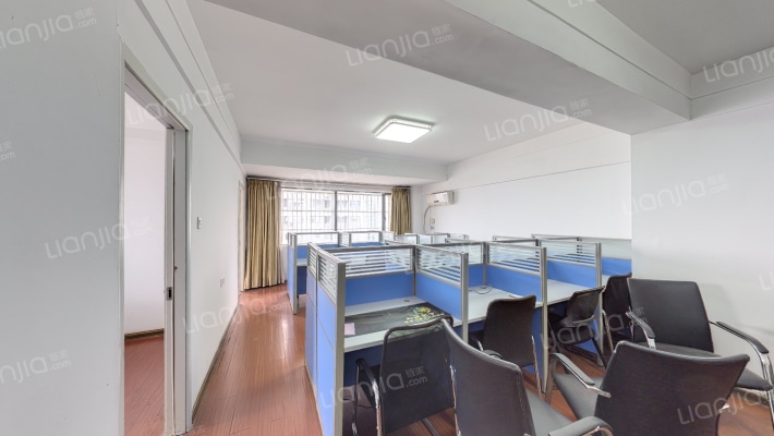 亚商国际二手房实景图