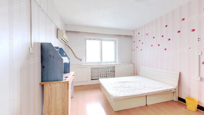 银河公寓二手房实景图