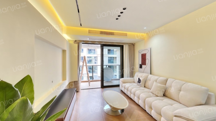 融创合景珑锦学府二手房实景图