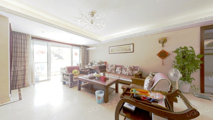 东菱梅湾花园二手房实景图