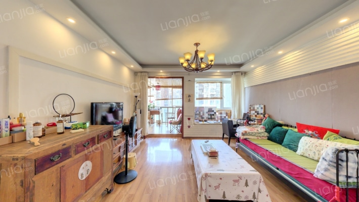 恩威玲珑南域二手房实景图