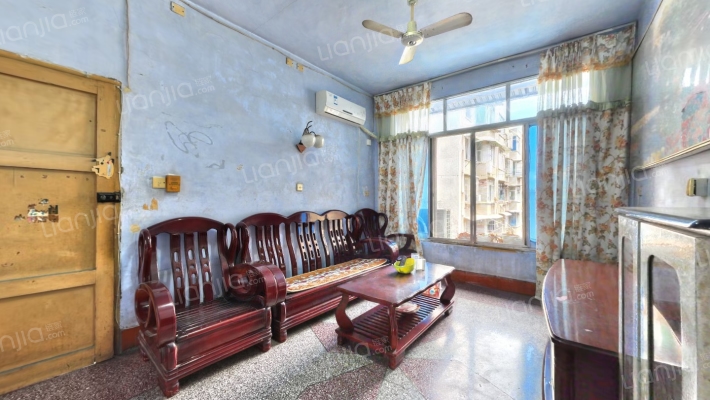 化建总厂生活区二手房实景图