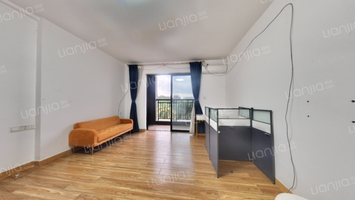 湖景山庄二手房实景图